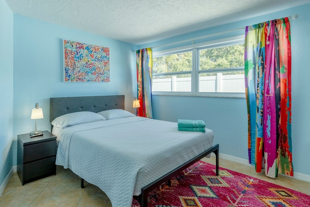 Tropical Paradise in Largo