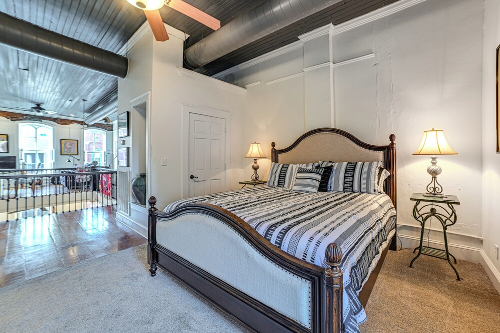 Steps to Historic Riverfront: Chic Dtwn Condo!