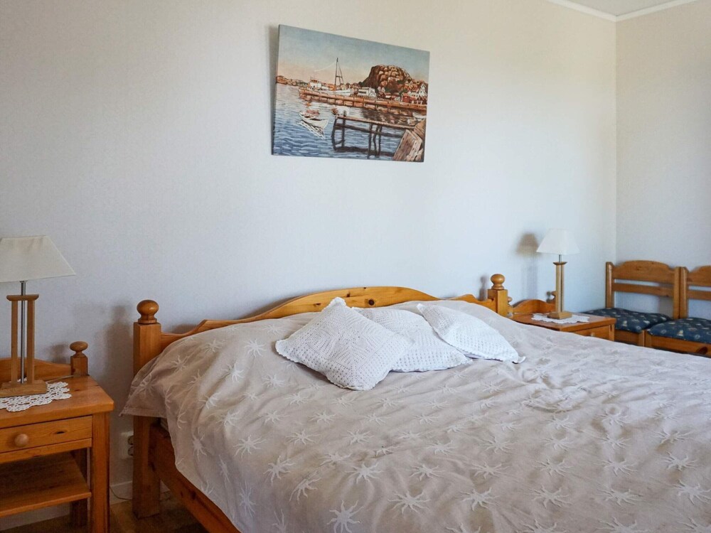 4 Person Holiday Home in Bovallstrand-by Traum