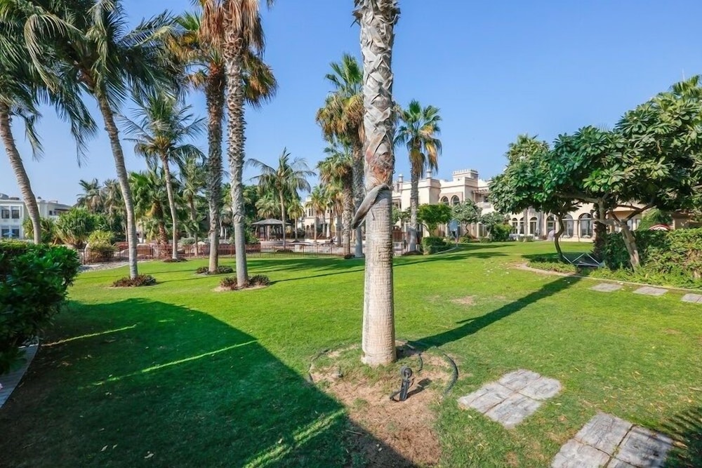 Kennedy Towers - Canal Cove N