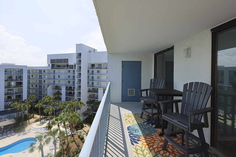 Gulf Shores Surf & Racquet 702b 2 Bedroom Condo