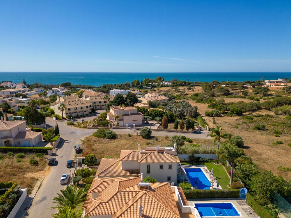 Luxury Villa in Albufeira With Heated Private Pool view 5