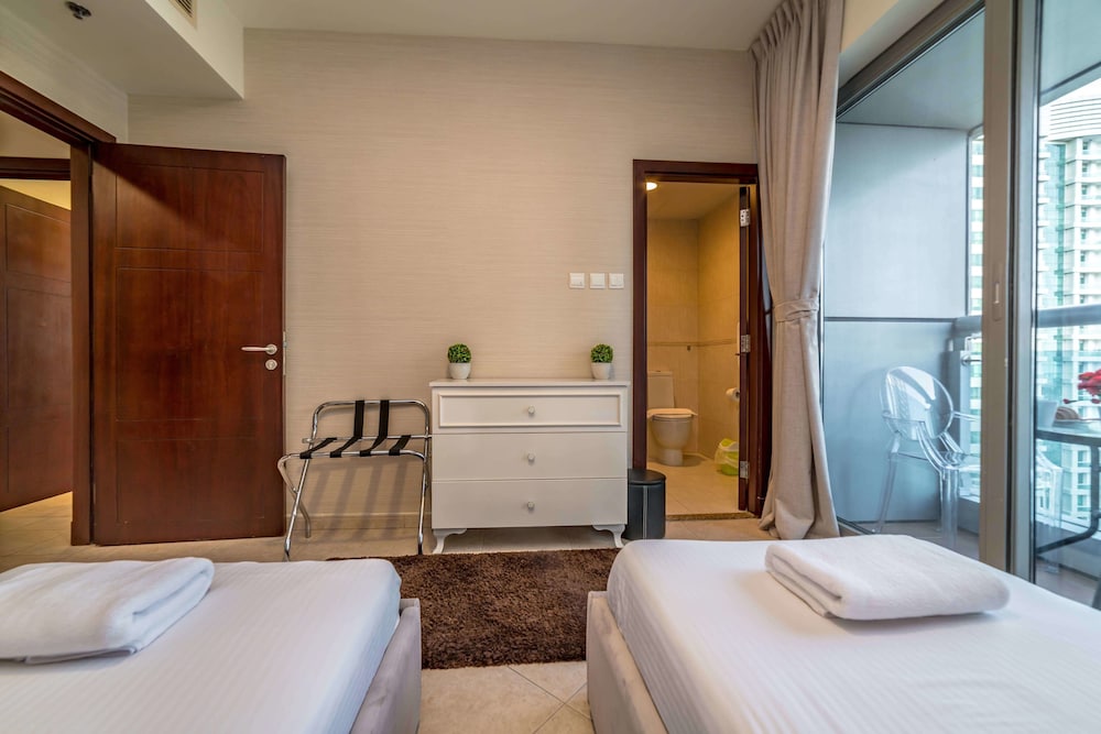 Yanjoon Holiday Homes - Princess Tower