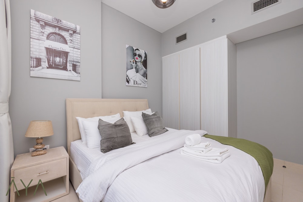 Aya - Aqua Canal/ One-Bedroom Retreat at ZADA Tower