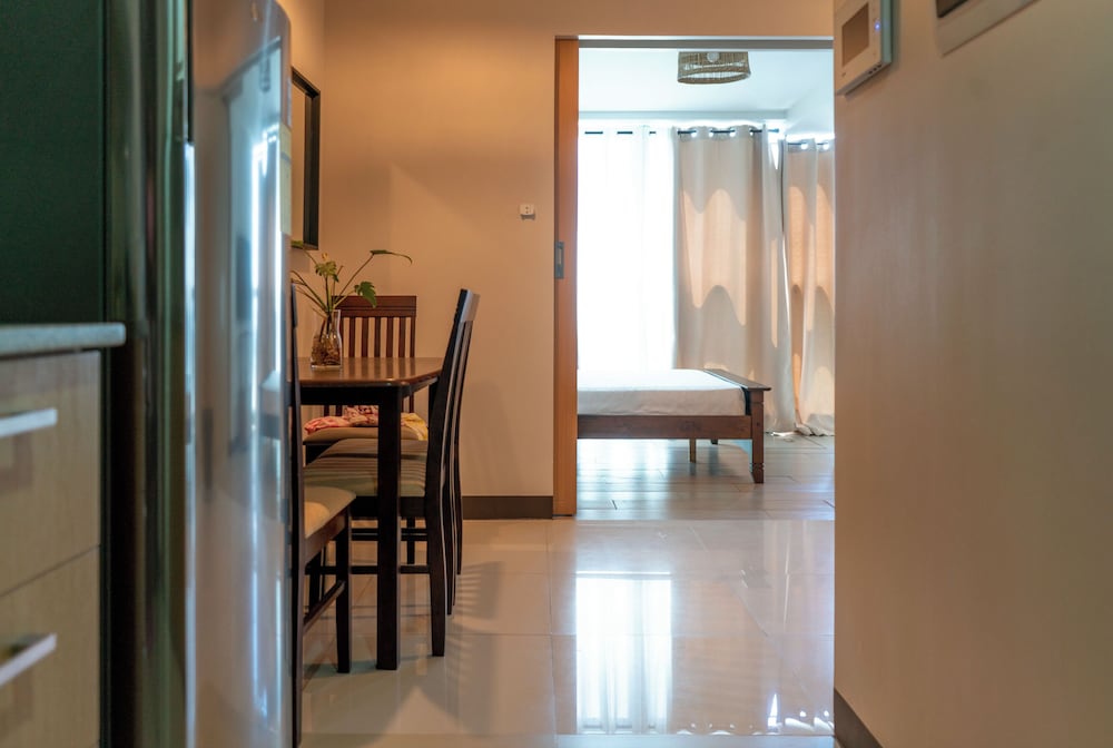 Uptown Park Suites Tower 1