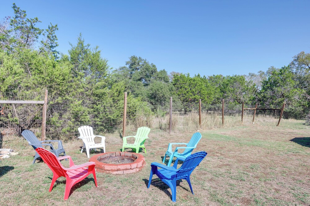 Peaceful Canyon Lake Retreat at Casa del Lago!