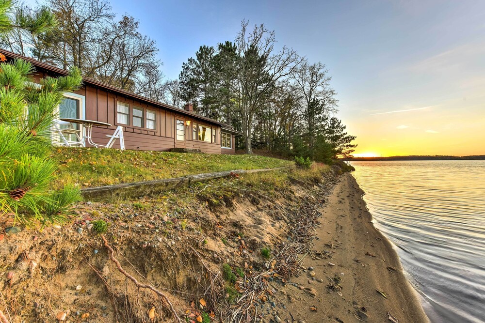 Pelican Lake Cabin: Private Beach + Scenic Sunsets view 5
