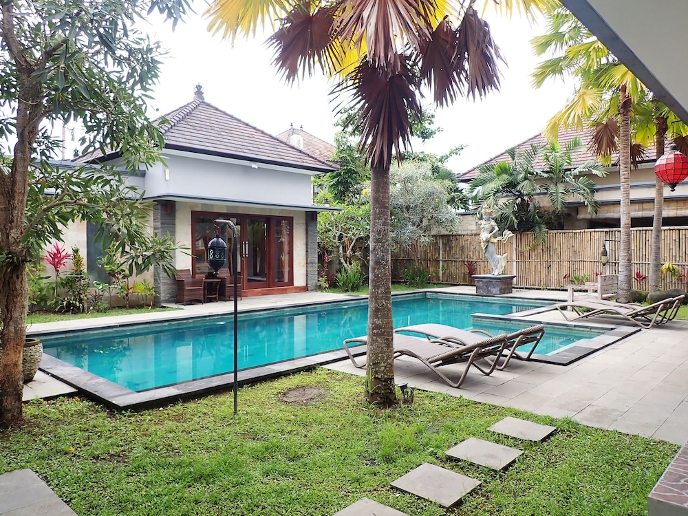 Widi Agung Villa