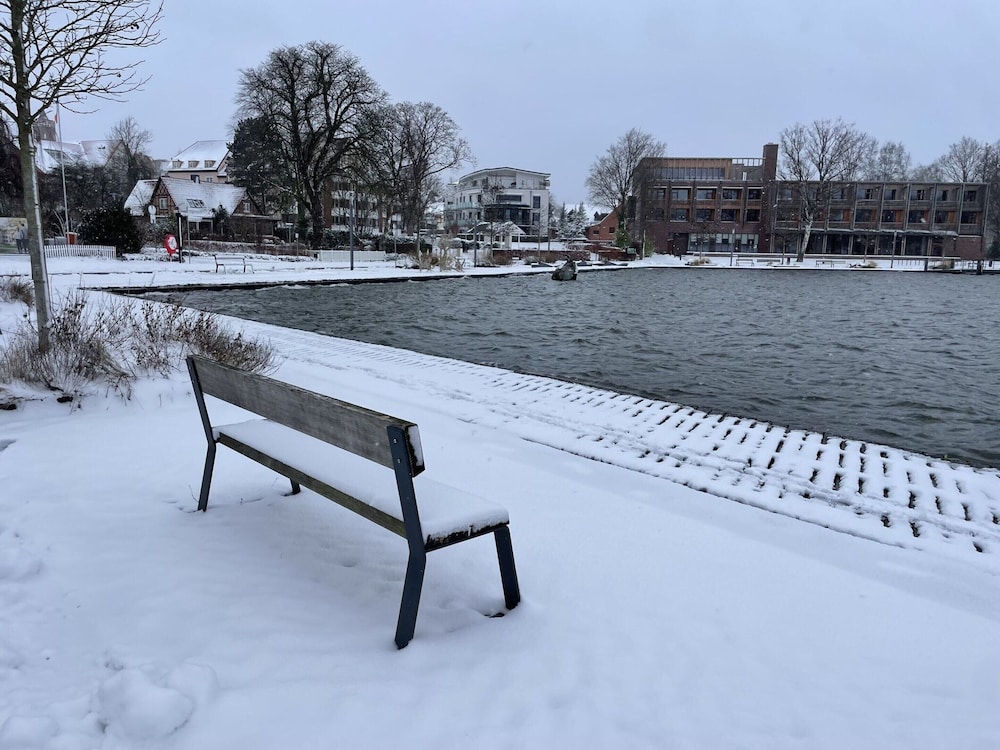 Flat in Eutin on the Kleiner Eutiner See Lake