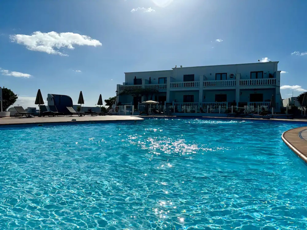 Apartment Florencia With Pool & Wifi in Puerto del Carmen, Lanzarote