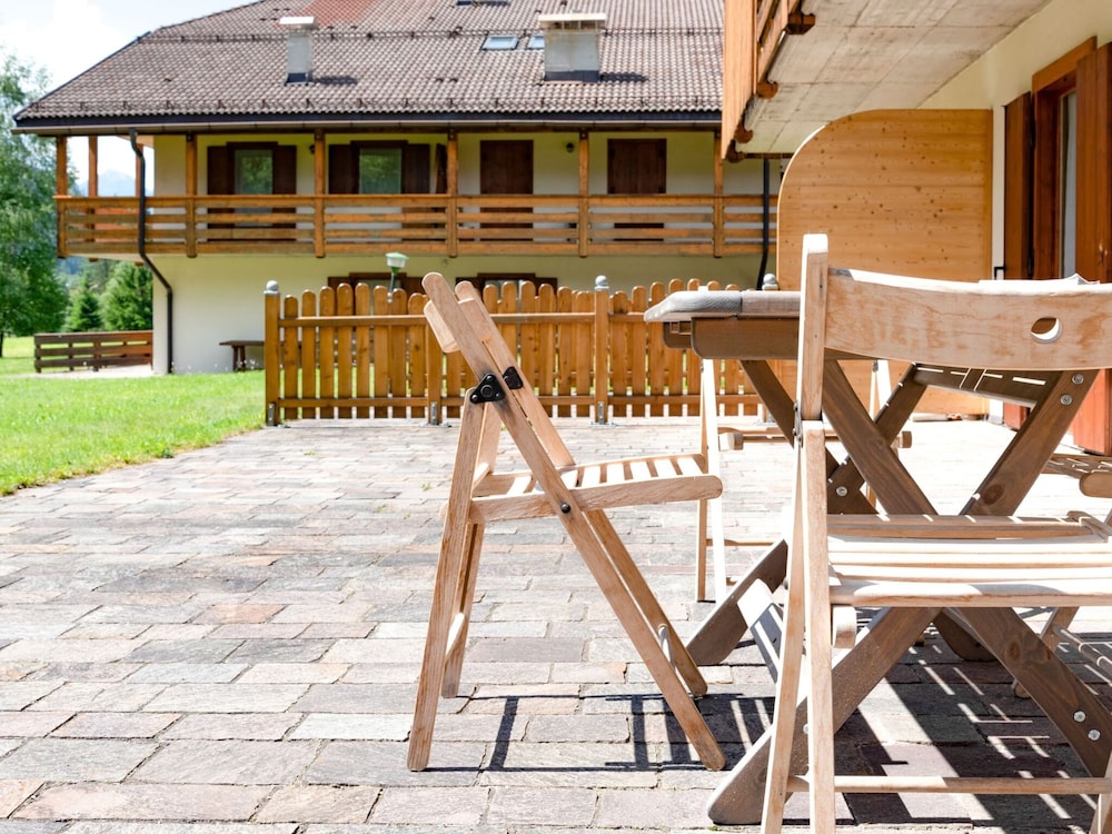 Spacious Chalet with Garden near Ski Area in Tyrol