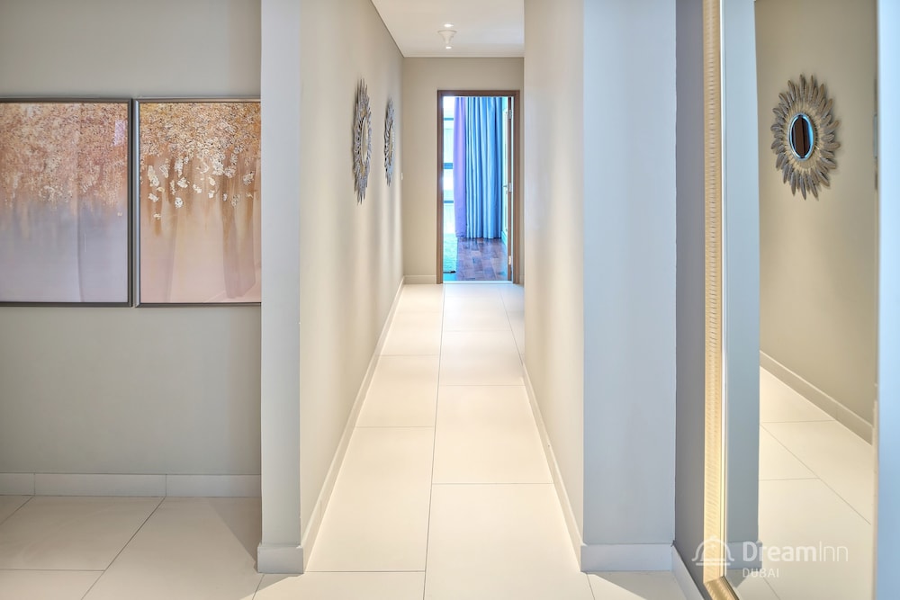 Dream Inn Dubai - City Walk