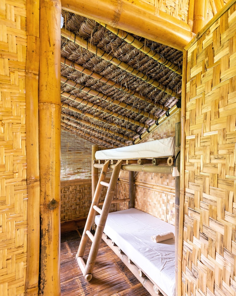 Bamboo & B - Hostel