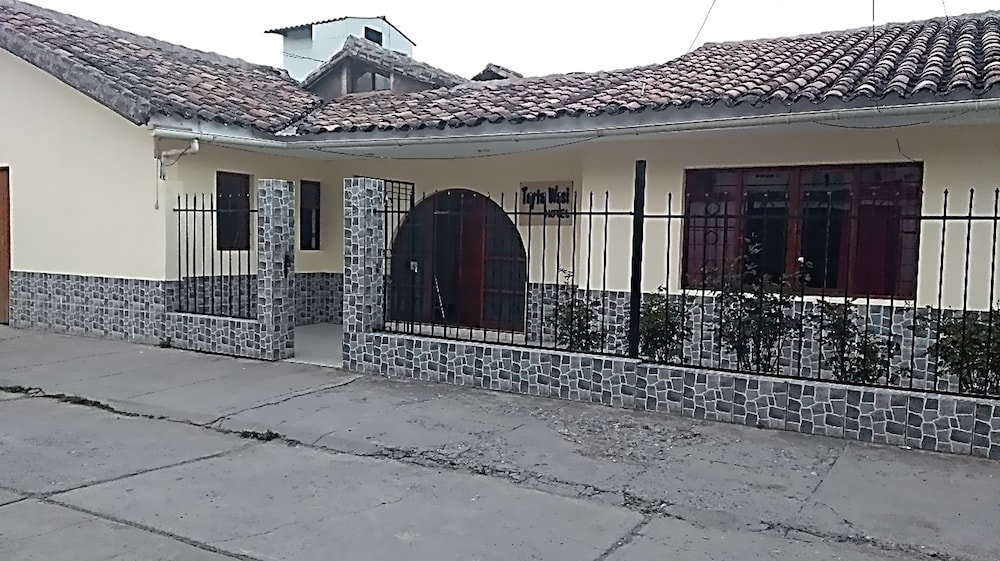 Hostal Tayta Wasi