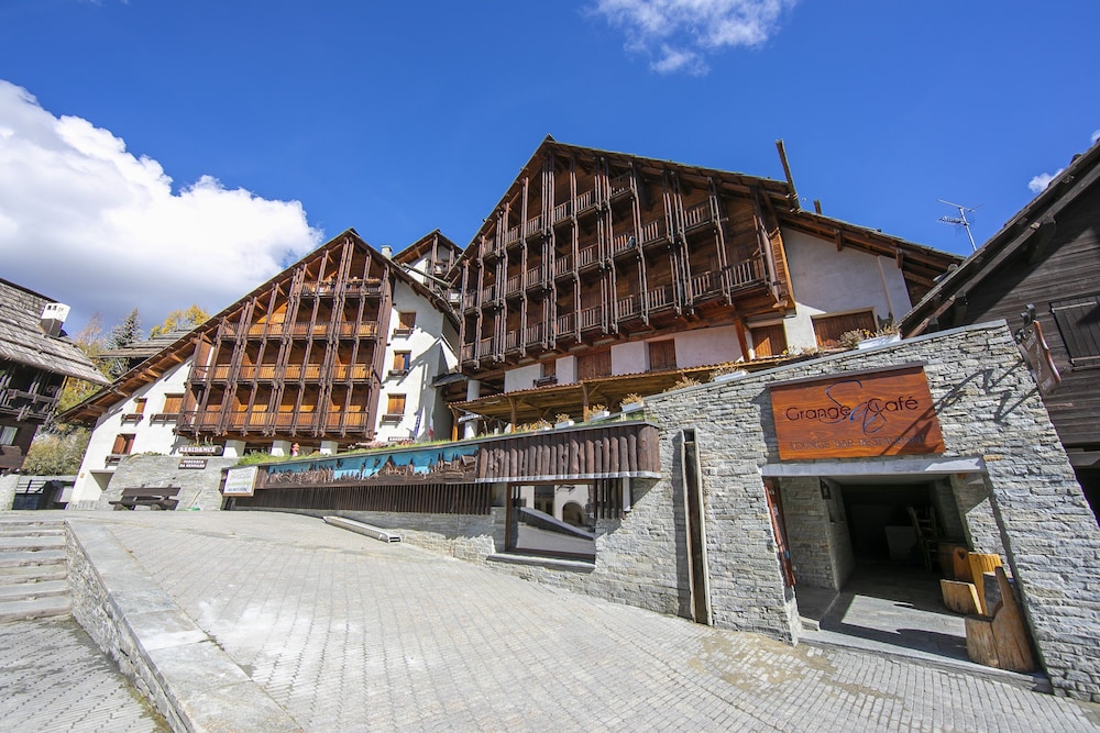 Photo 11