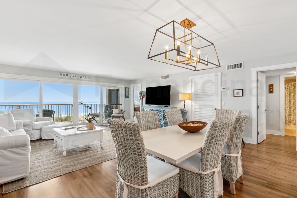 444 Amelia By The Sea 3 Bedroom Condo
