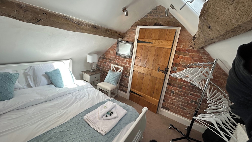 4 Bed Farmhouse Alton Tower Xmas Market Chatsworth