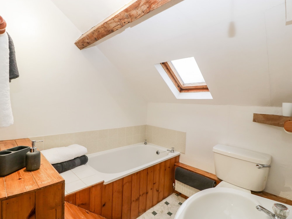 Bullfinch Cottage