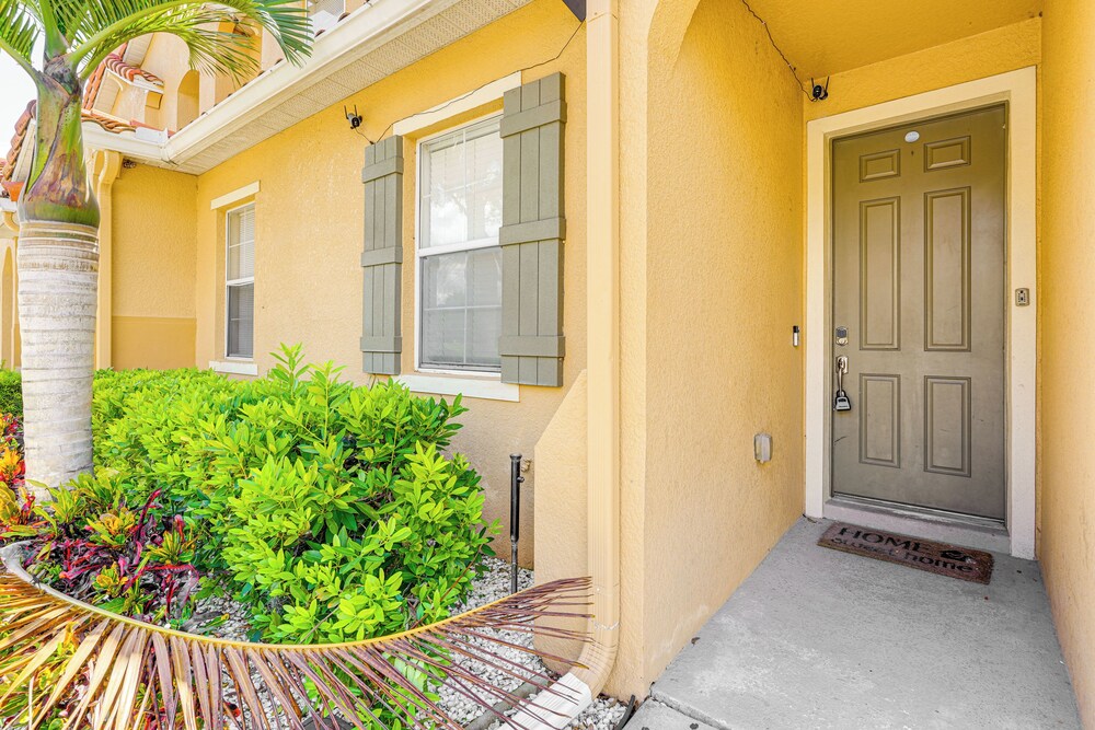 4 Mi to Disney! Family Townhome w/ Pool Access view 5