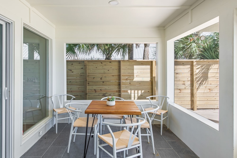 Beach House - Sunnyside West By Panhandle Getaways view 3