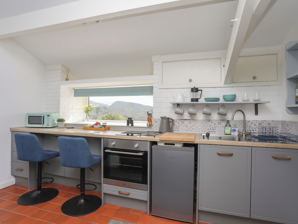 Fron Heulog Cottage