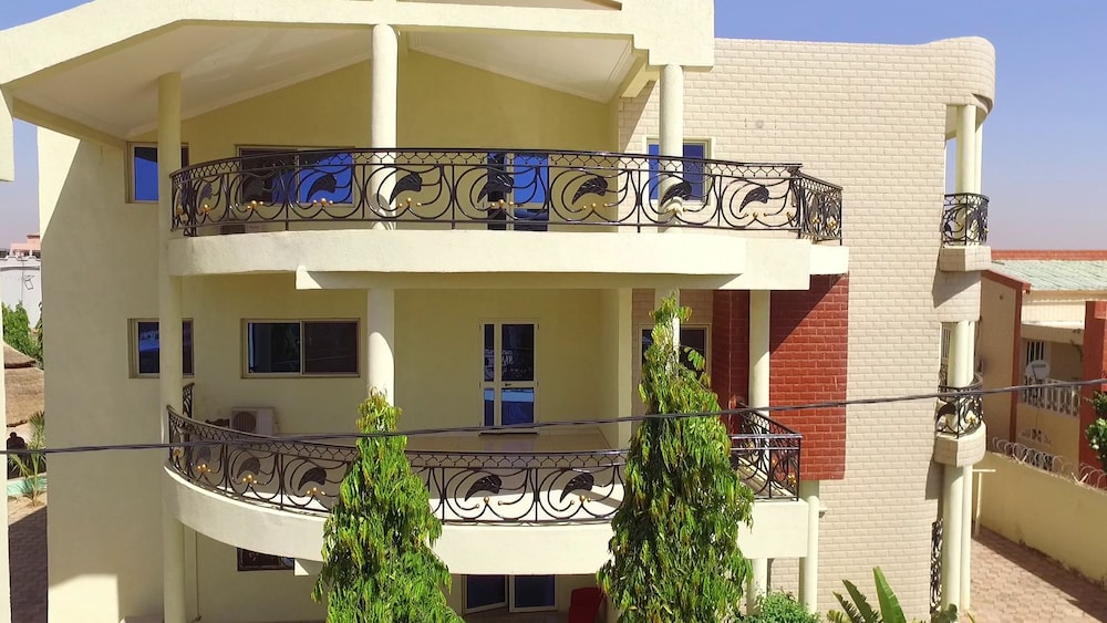 Balcony & Terrace