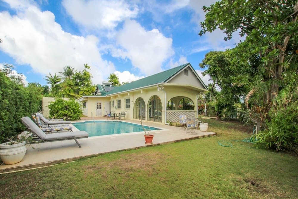 Aqua Bliss 3 Bedroom Home by Bluescape