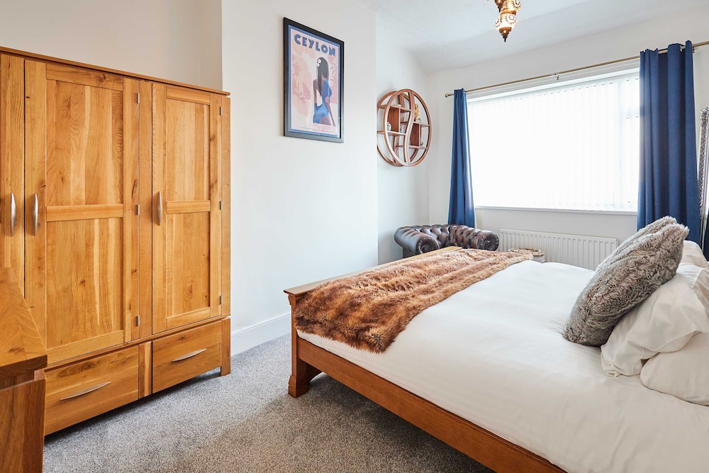 Host Stay By The Sea