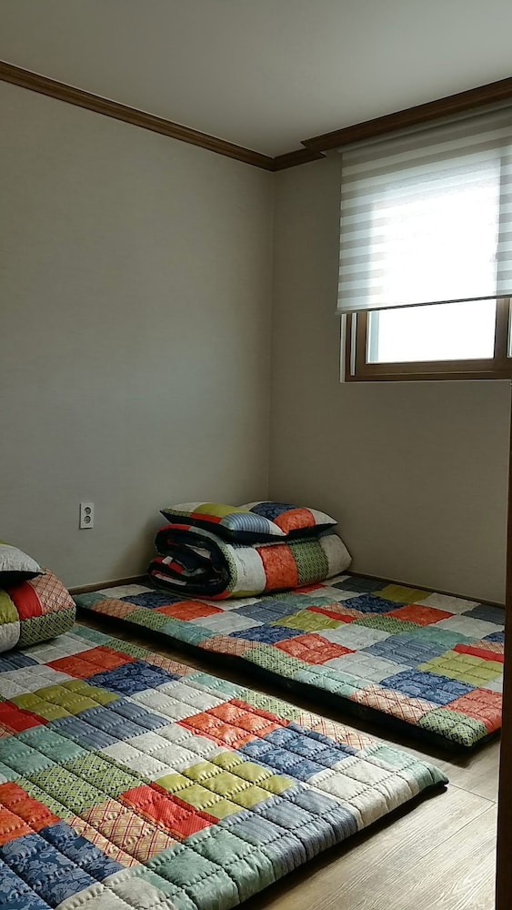 Namu Guesthouse & Pension - Hostel