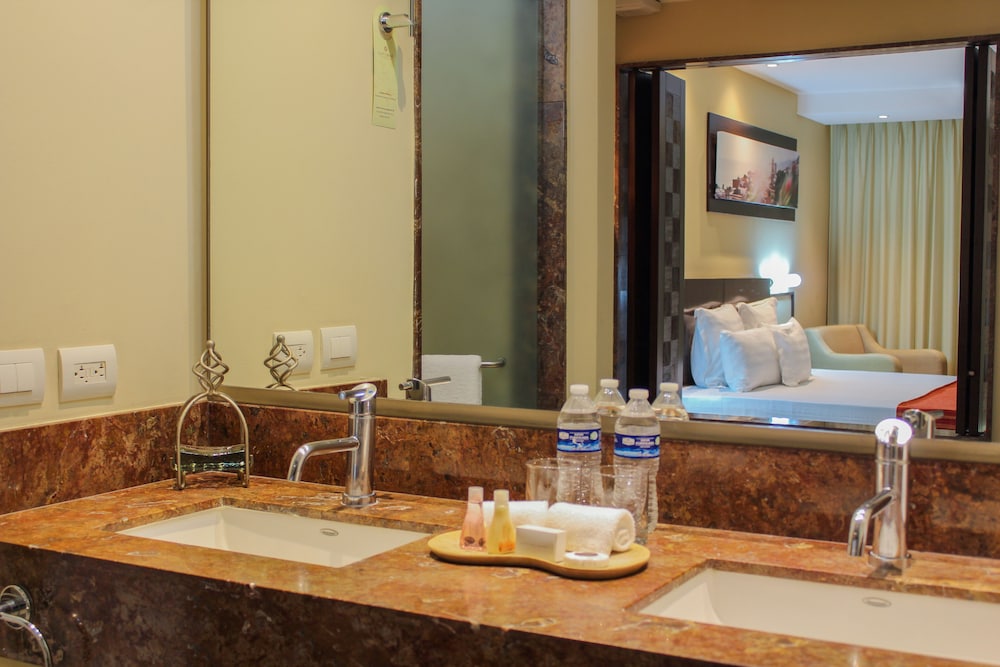 Puerto Vallarta Vacations - Sunset Plaza Beach Resort  Spa Pto Vallarta All Inclusive - Property Image 57