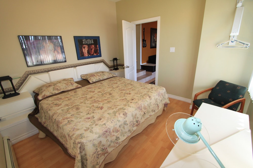 Riverfront Villa-2