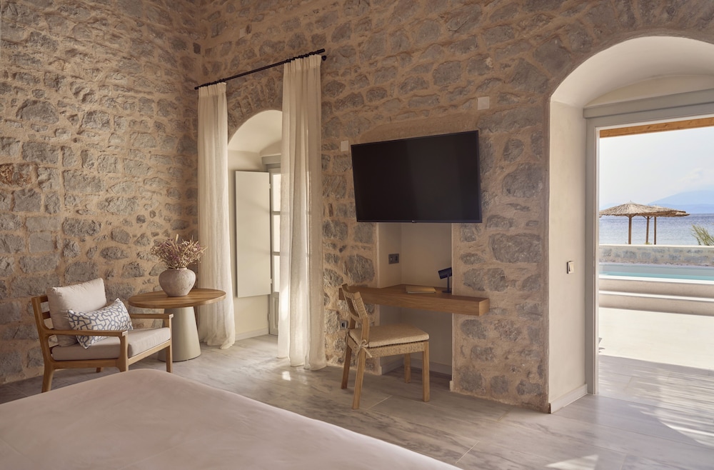 Mandraki Beach Resort - Adults Only photo 5