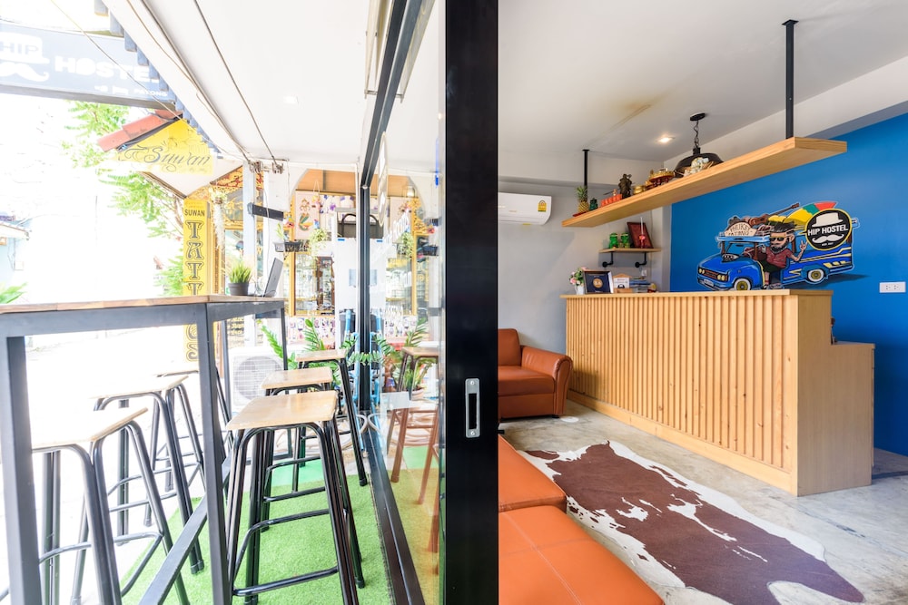 Hip Hostel