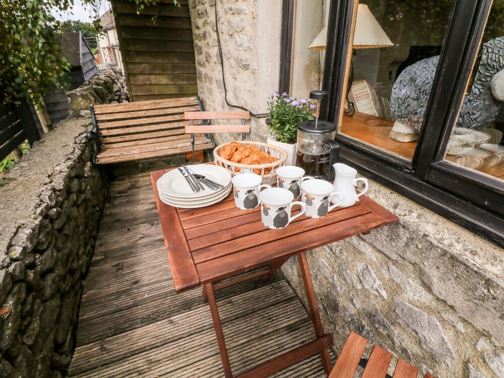 Kempshill Cottage