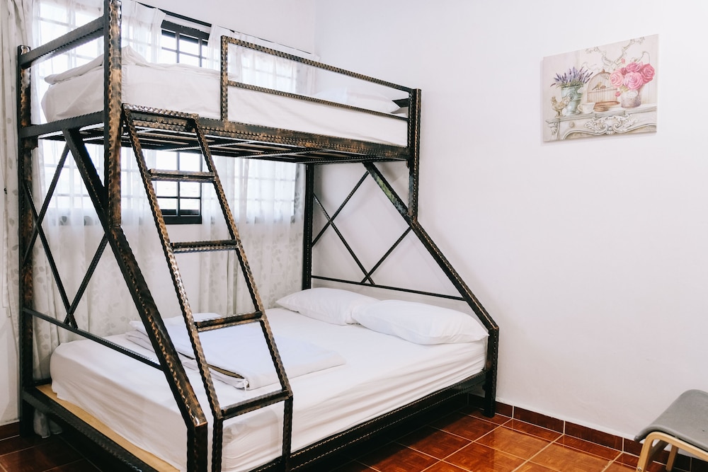 Camelia Homestay