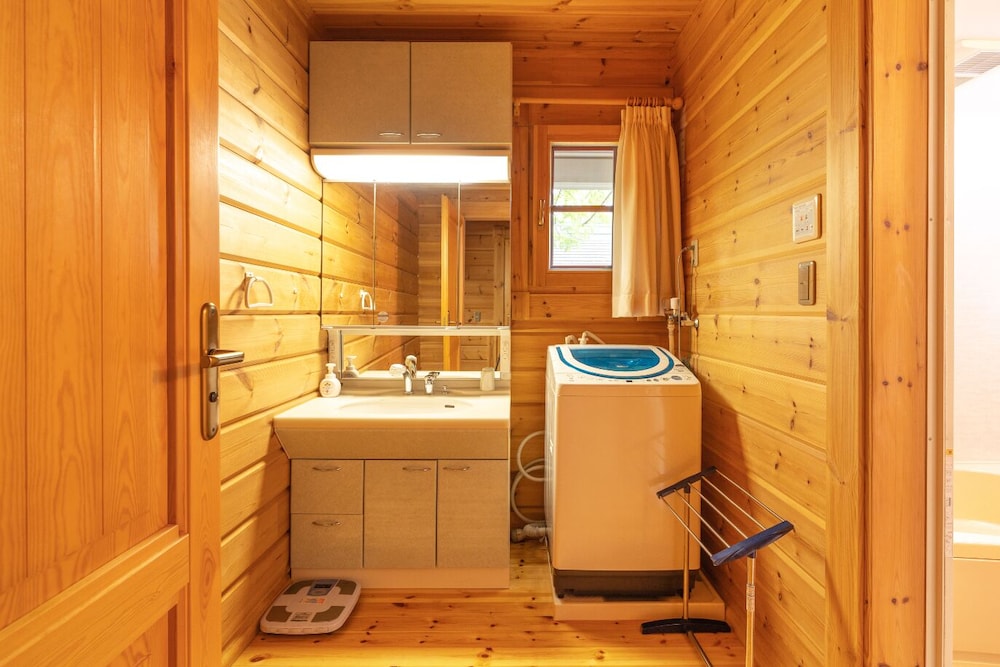 Reposer Hakuba