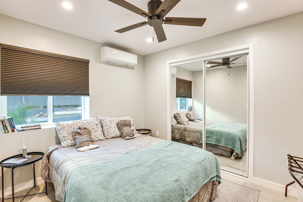 2 Mi to Mission Valley: Chic Home w/ Patio!