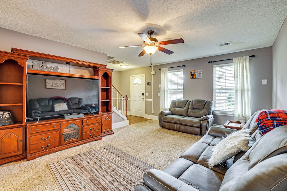 Wooded Trail On-site, Spacious Simpsonville Home