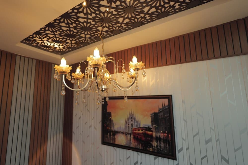 HOTEL SRG INN