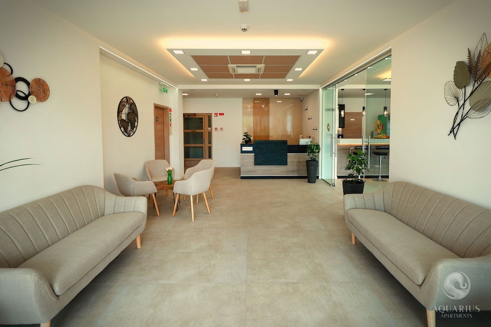 Aquarius Apartments