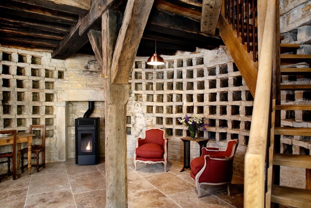 L' Hôte Antique