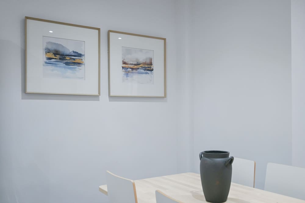 M Sen1692 Amplio Apartamento con Balc n en Calle