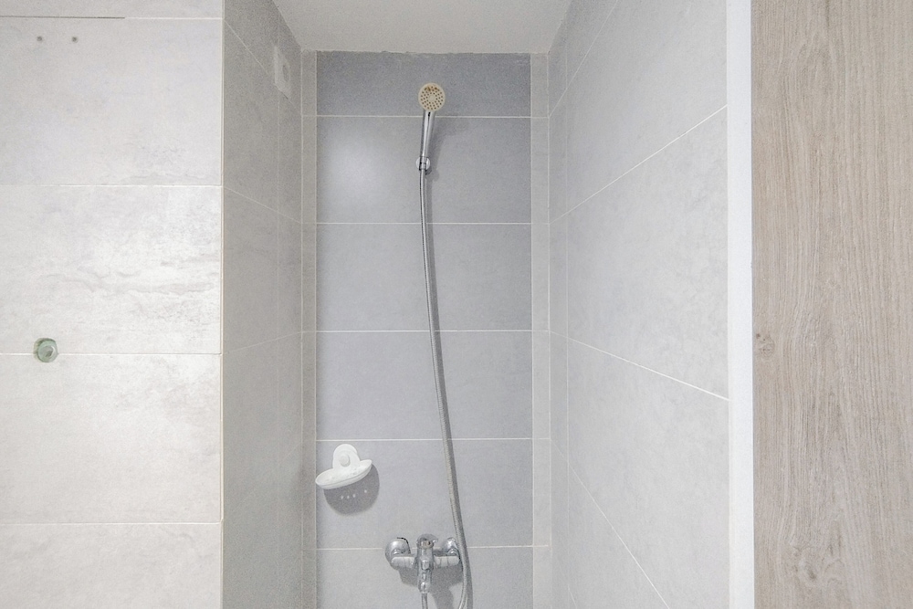 Simply Design Studio At Taman Melati Surabaya Apartment