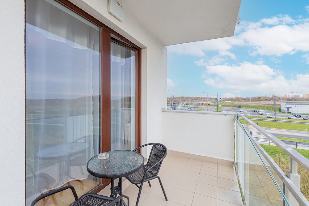Apartment Jabloniowa Gdansk by Renters view 4
