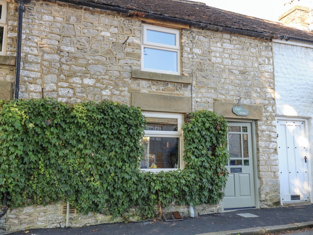 Flora Cottage