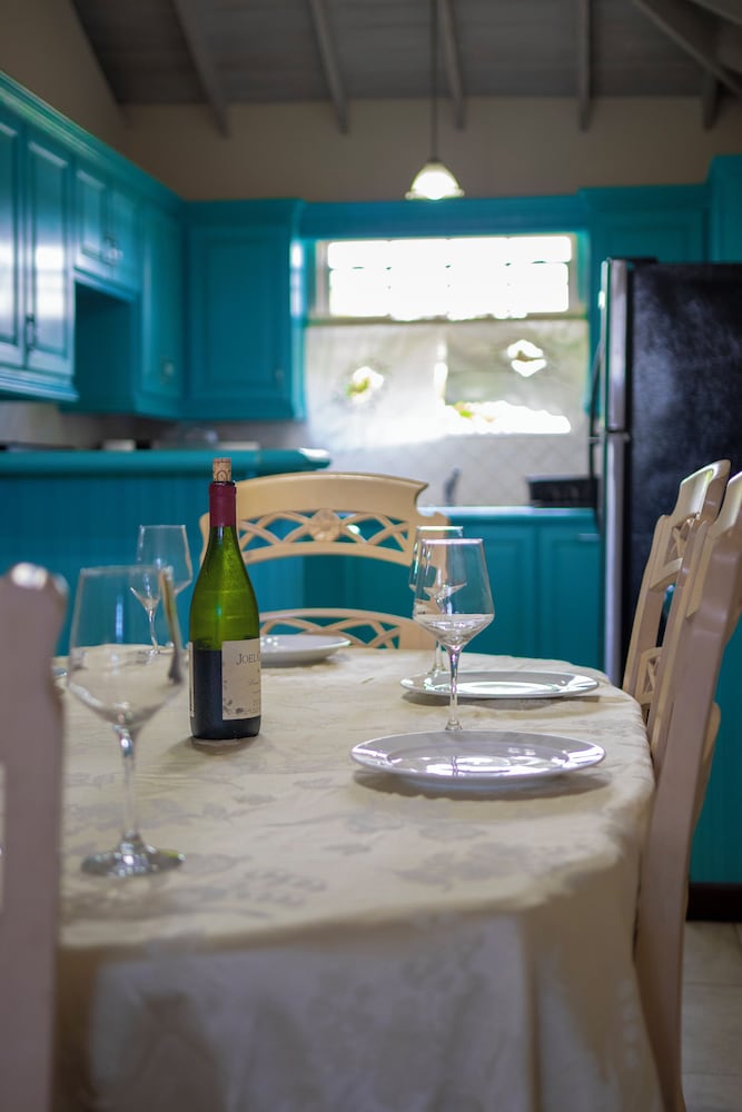 Best E Villas Providence