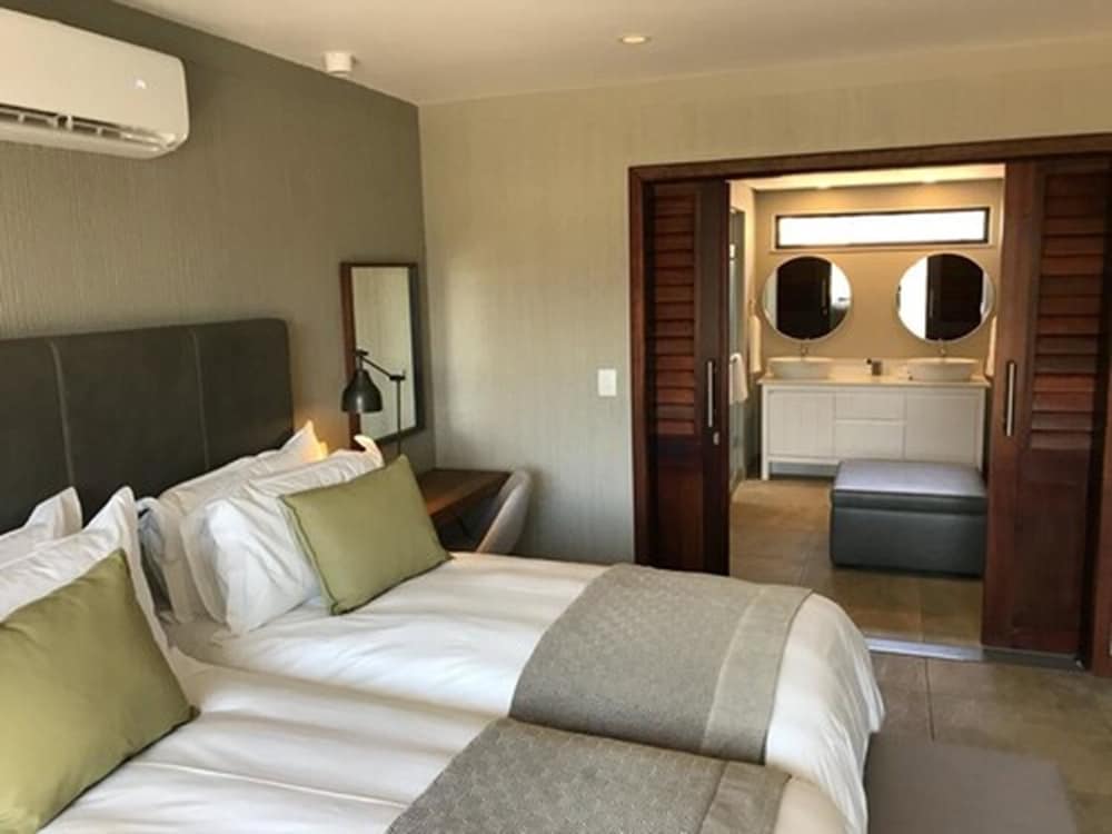 Bakubung Self-Catering Chalets