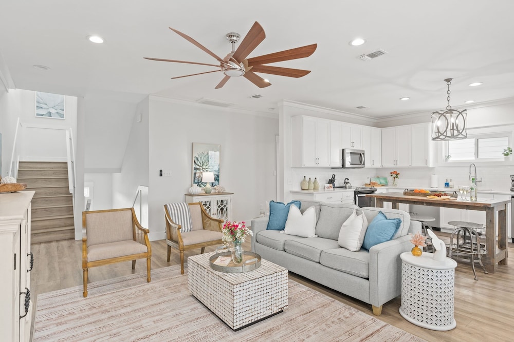 Blue Surf Lane Miramar Beach Home w Pool Firepit Golf Cart Quick Beach Access