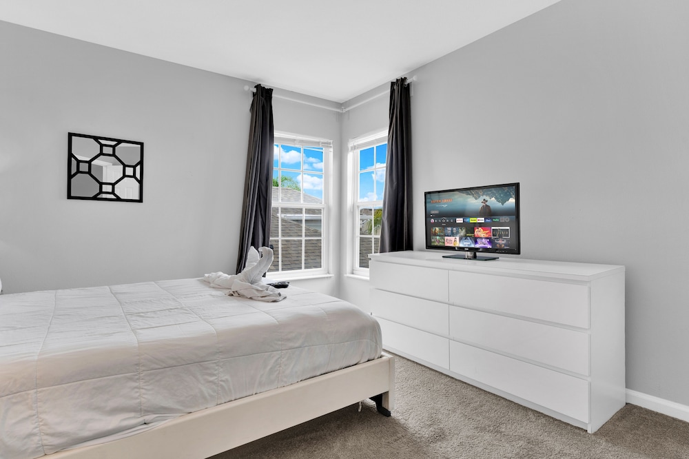 5Br Kissimmee Home W/ Pool & Game Room Fun