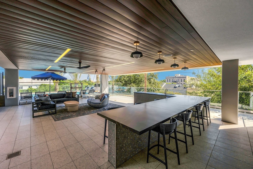 Luxury 2BR by Oneluxstay